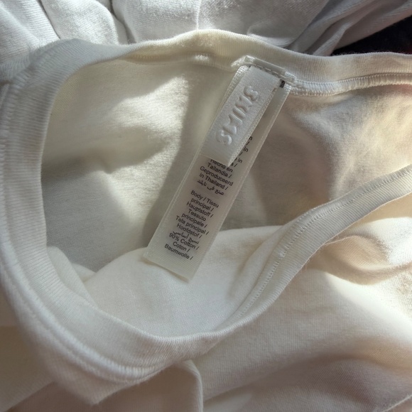 SKIMS Full Length T-Shirt - Picture 4 of 5